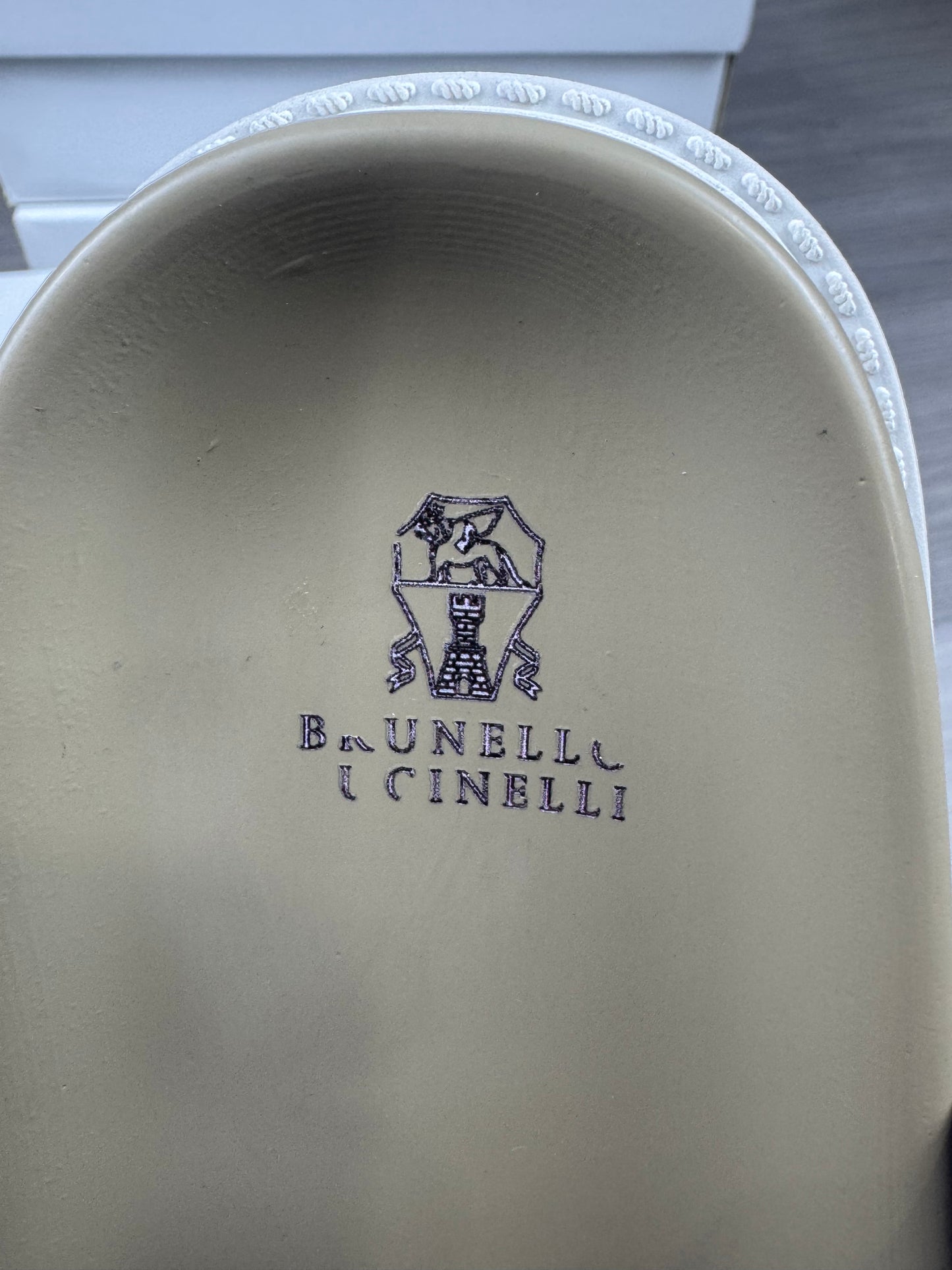claquette Brunello